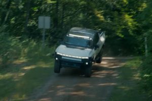 hummer ev airborne 02