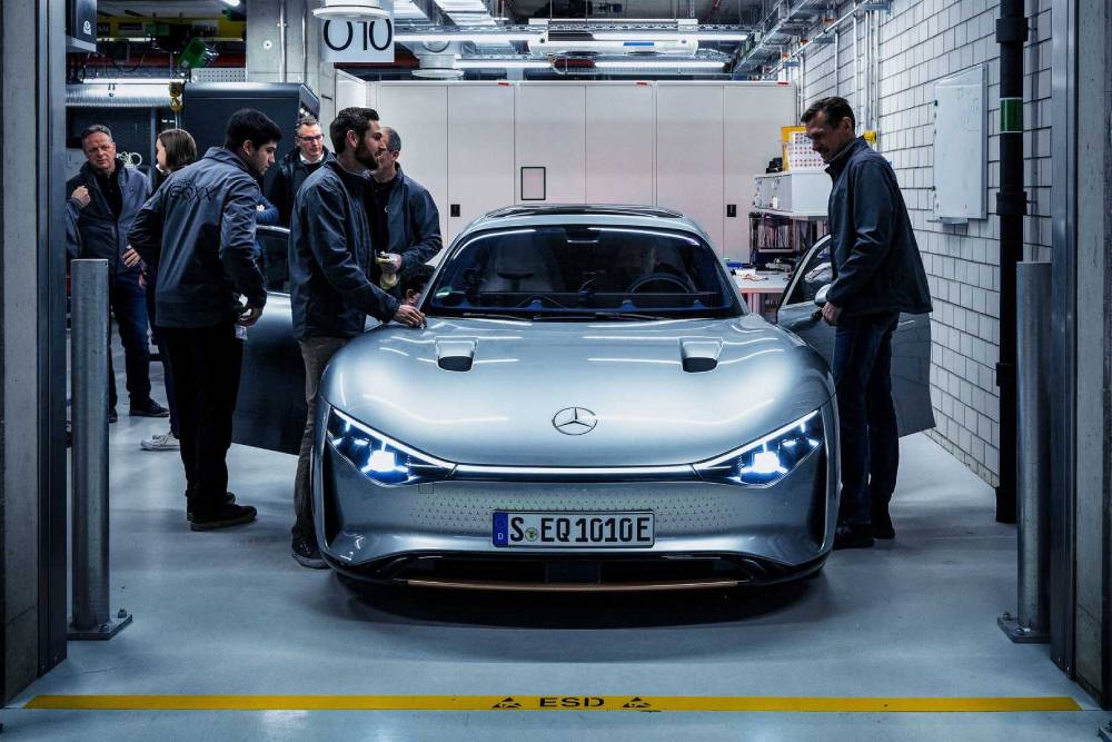 https://autogreeknews.gr/wp-content/uploads/2022/04/mercedes-benz-vision-eqxx-real-world-test.jpg