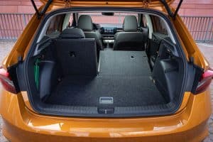 skoda-fabia-2022-(3)