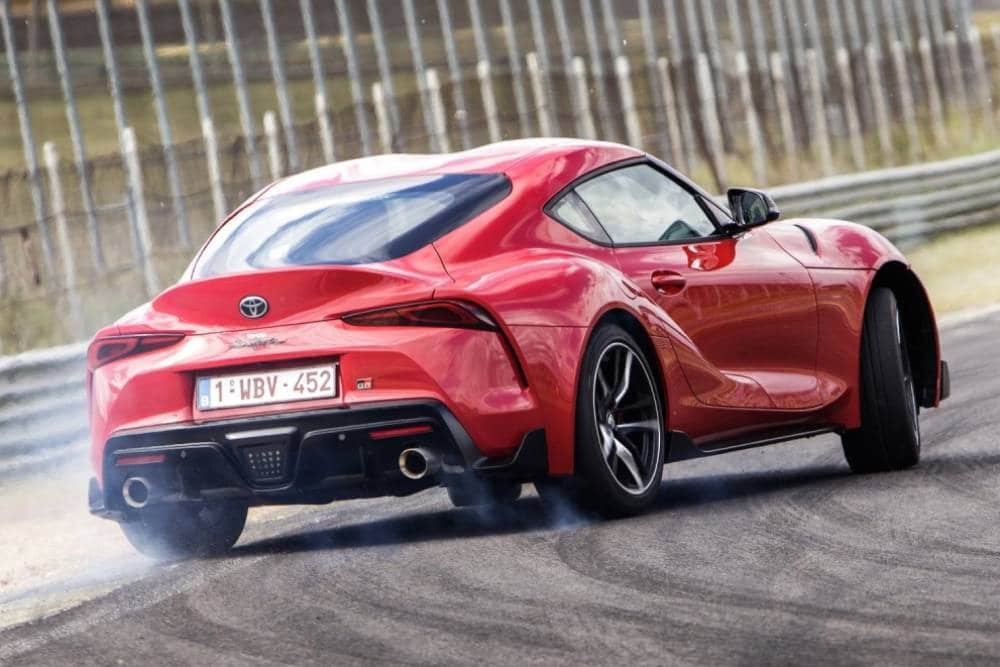 https://autogreeknews.gr/wp-content/uploads/2022/04/toyota-gr-supra-drift-02-1.jpg