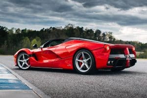 2017_ferrari_laferrari-aperta_4EADD23A-C832-4441-B