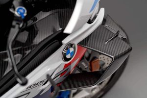 2022-bmw-m-1000-rr-m-division-s-spectacular-first- (12)