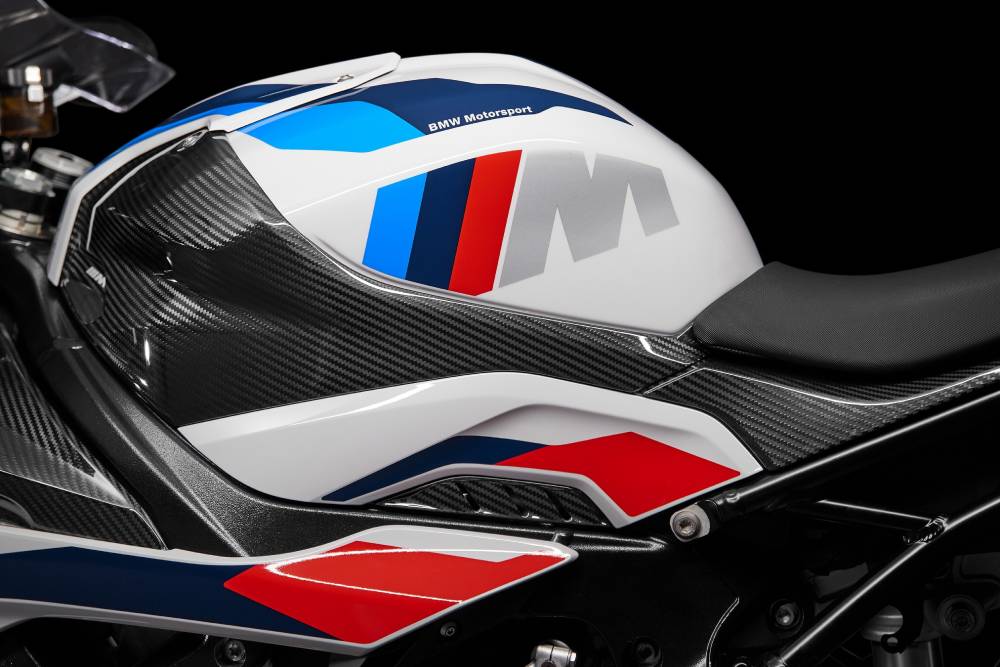 https://autogreeknews.gr/wp-content/uploads/2022/05/2022-bmw-m-1000-rr-m-division-s-spectacular-first-14.jpg