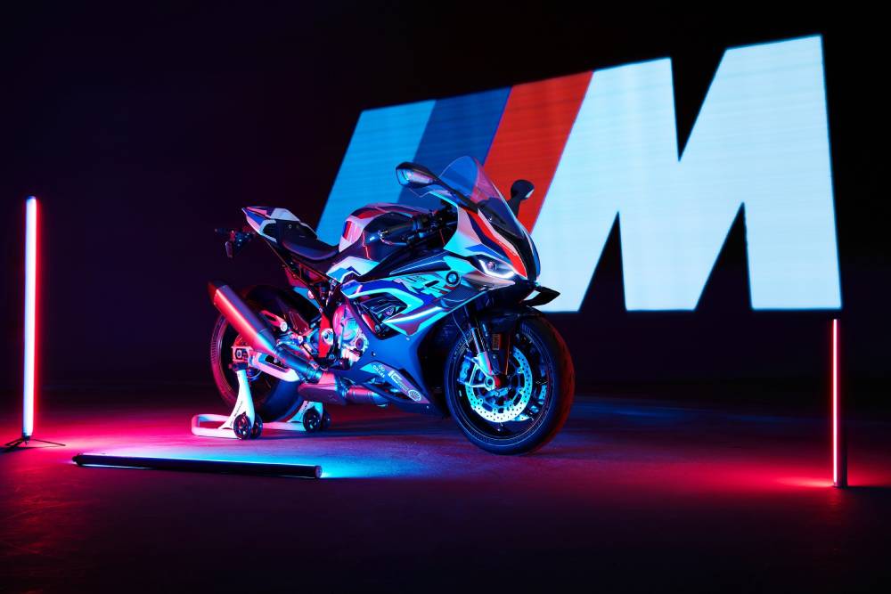 https://autogreeknews.gr/wp-content/uploads/2022/05/2022-bmw-m-1000-rr-m-division-s-spectacular-first-8.jpg