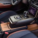 2022_mazda_mx-30_int_05 (1)