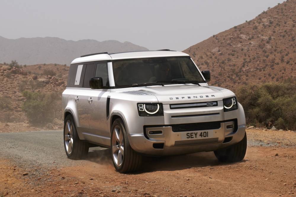 https://autogreeknews.gr/wp-content/uploads/2022/05/2023-Land-Rover-Defender-130-11.jpg
