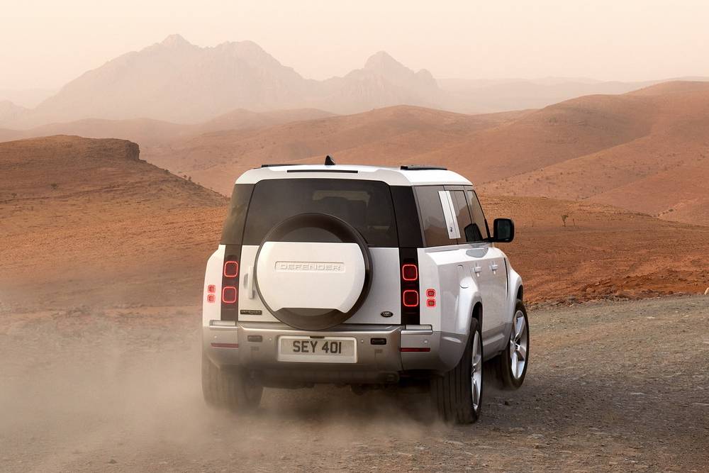 https://autogreeknews.gr/wp-content/uploads/2022/05/2023-Land-Rover-Defender-130-12.jpg