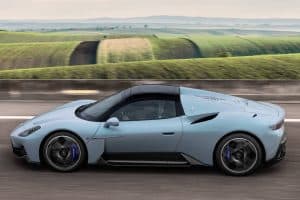 2023-Maserati-MC20-Cielo-00008