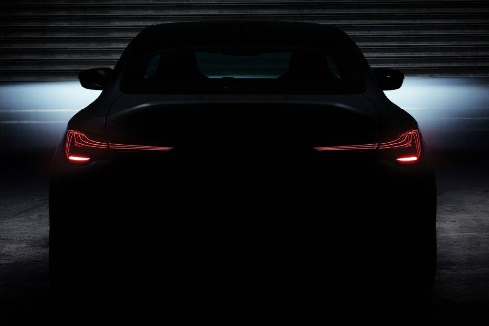 https://autogreeknews.gr/wp-content/uploads/2022/05/2023-bmw-m4-csl-teased-ahead-of-may-20-unveiling_1.jpg