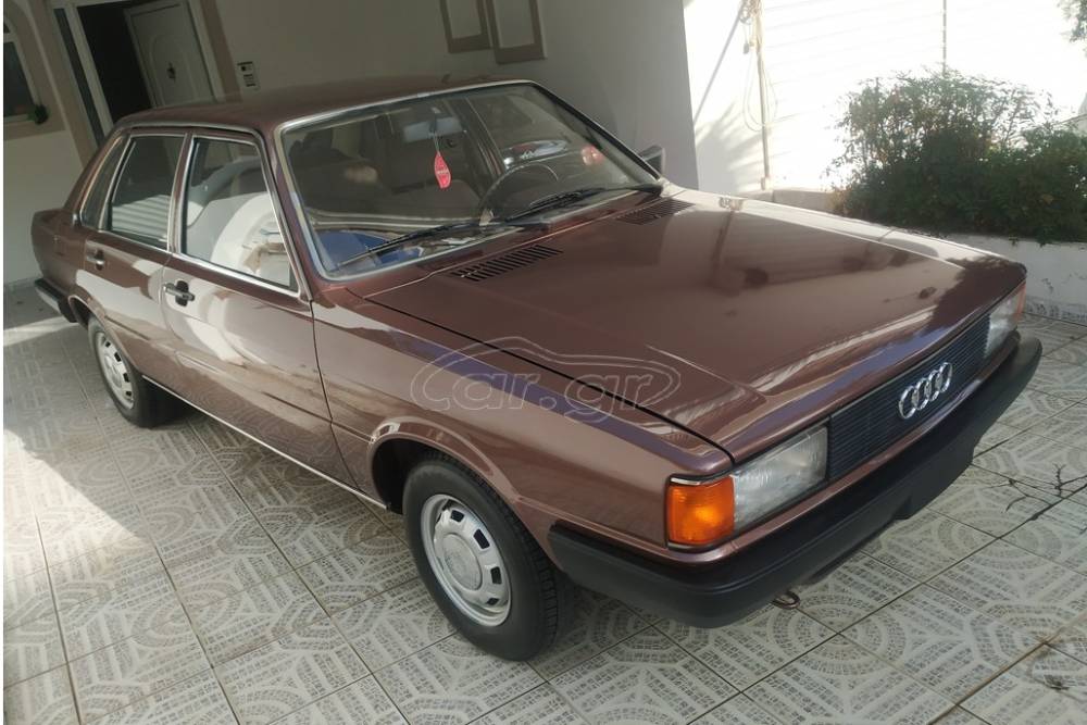 Άθικτο ελληνικό Audi 80 του ’80 με 6.500 χλμ.