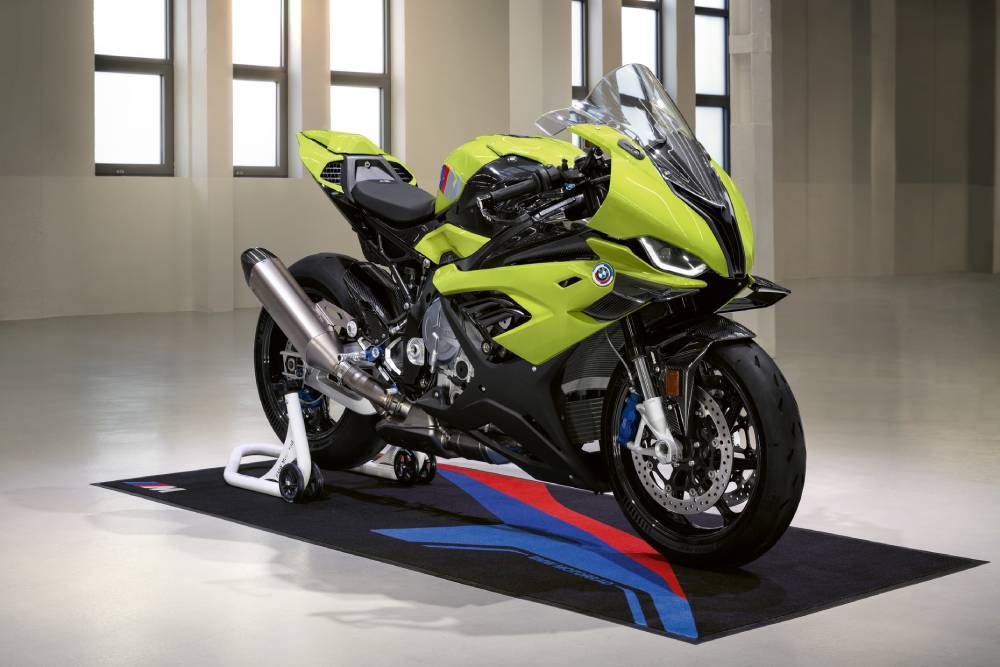 https://autogreeknews.gr/wp-content/uploads/2022/05/BMW-M-1000-RR-15.jpg