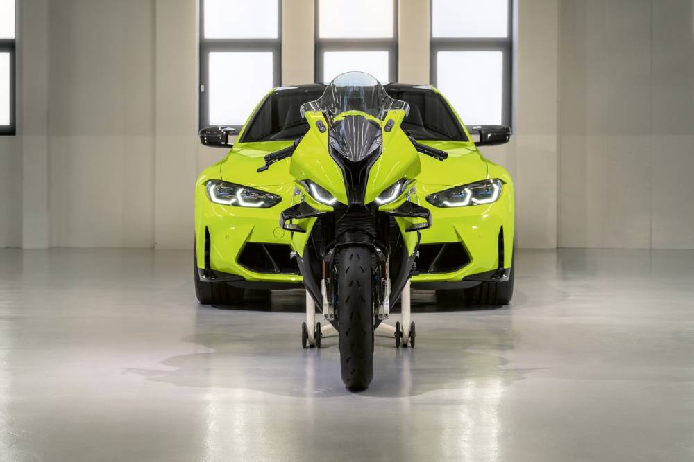 https://autogreeknews.gr/wp-content/uploads/2022/05/BMW-M-1000-RR-17.jpg