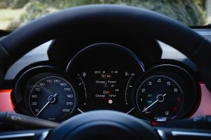 FIAT 500X HYBRID (2)