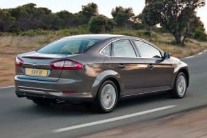 Ford-Mondeo-Mk3-(6)