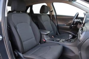 Hyundai-i30-front-seats