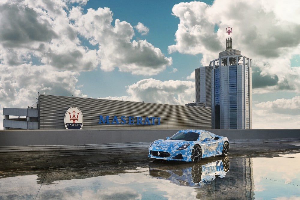 https://autogreeknews.gr/wp-content/uploads/2022/05/Maserati-MC20-2.jpg