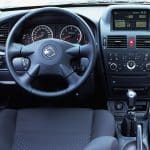 Nissan-Almera-2003-(10)