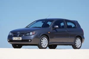 Nissan-Almera-2003-(9)