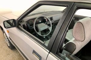 Nissan-Bluebird-1986-(7)