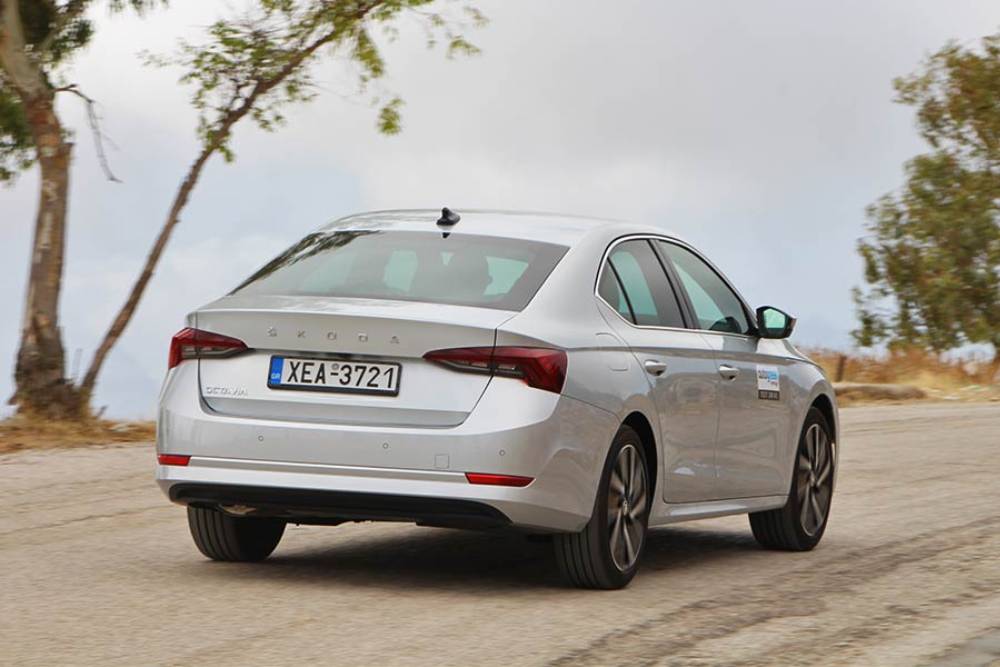 https://autogreeknews.gr/wp-content/uploads/2022/05/Skoda-Octavia-1-5.jpg