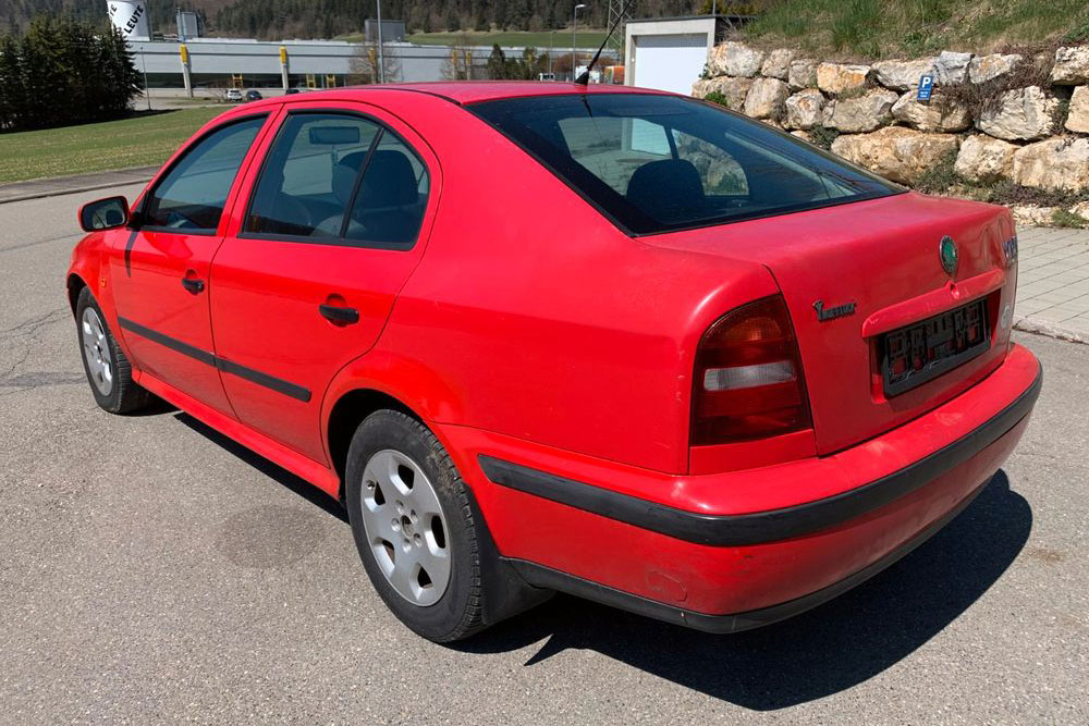 https://autogreeknews.gr/wp-content/uploads/2022/05/Skoda-Octavia-1999-3.jpg