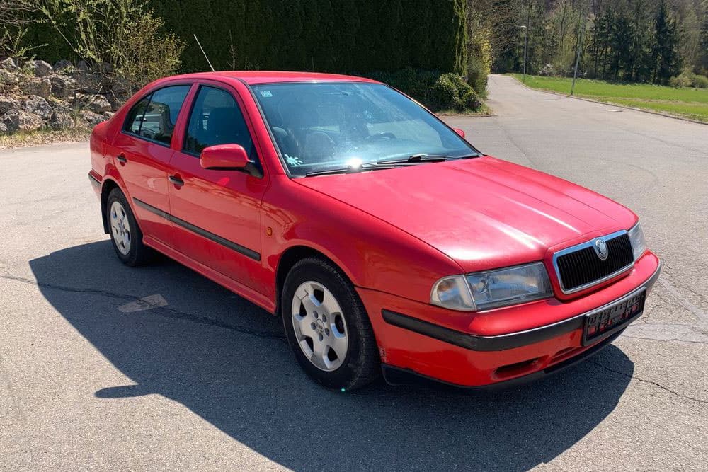 https://autogreeknews.gr/wp-content/uploads/2022/05/Skoda-Octavia-1999-7.jpg