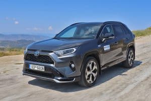 Toyota RAV4 PHEV (19)