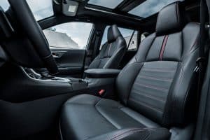 Toyota-RAV4-PHEV-interior-(3)