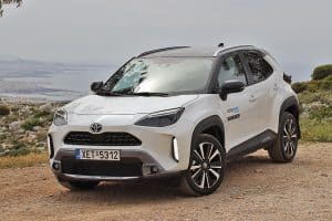 Toyota Yaris Cross Hybrid AWD (14)