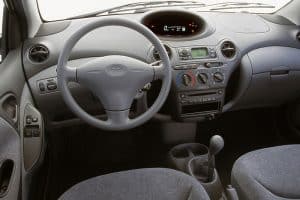 Toyota Yaris I (7)