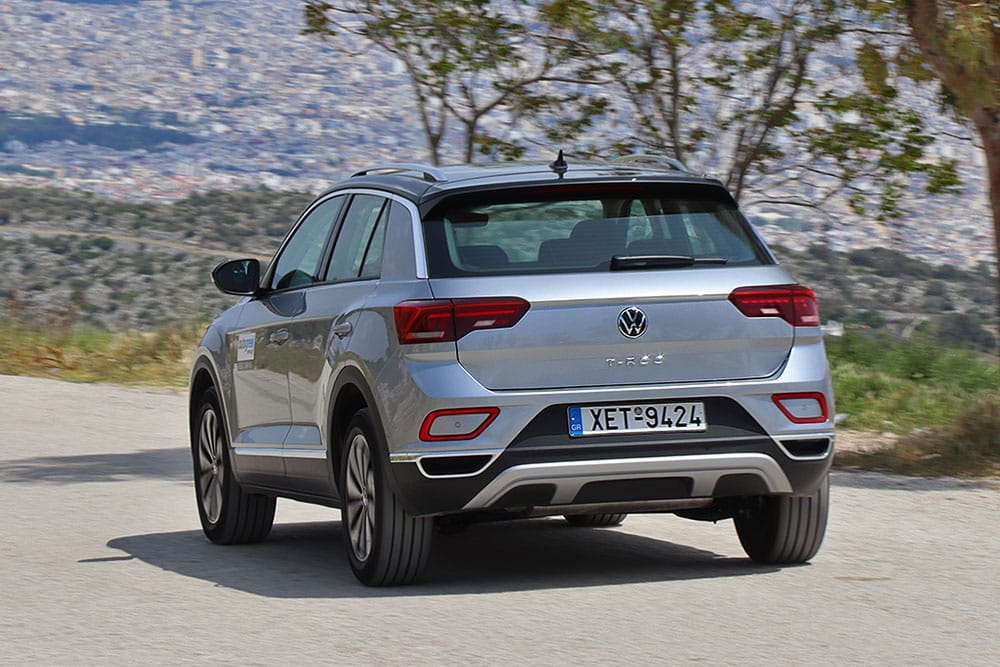 https://autogreeknews.gr/wp-content/uploads/2022/05/VW-T-Roc-1.5-TSI-2022-8.jpg