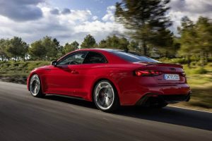 audi-turns-up-the-wick-on-the-2023-rs-5-stateside- (7)