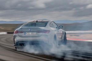 bmw-m4-csl-(21)