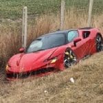 dacia-duster-puts-ferrari-sf90-to-sleep-following- (2)