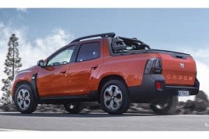 dacia-oroch-pickup-rear
