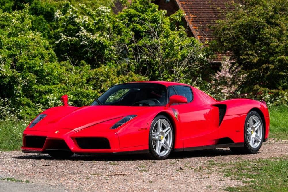 https://autogreeknews.gr/wp-content/uploads/2022/05/ferrari-enzo-signed-by-schumacher-14.jpg
