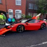 ferrari-sf90-stradale-crashes-into-5-parked-cars-i (1)