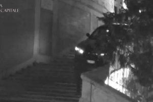 maserati rome scalinata