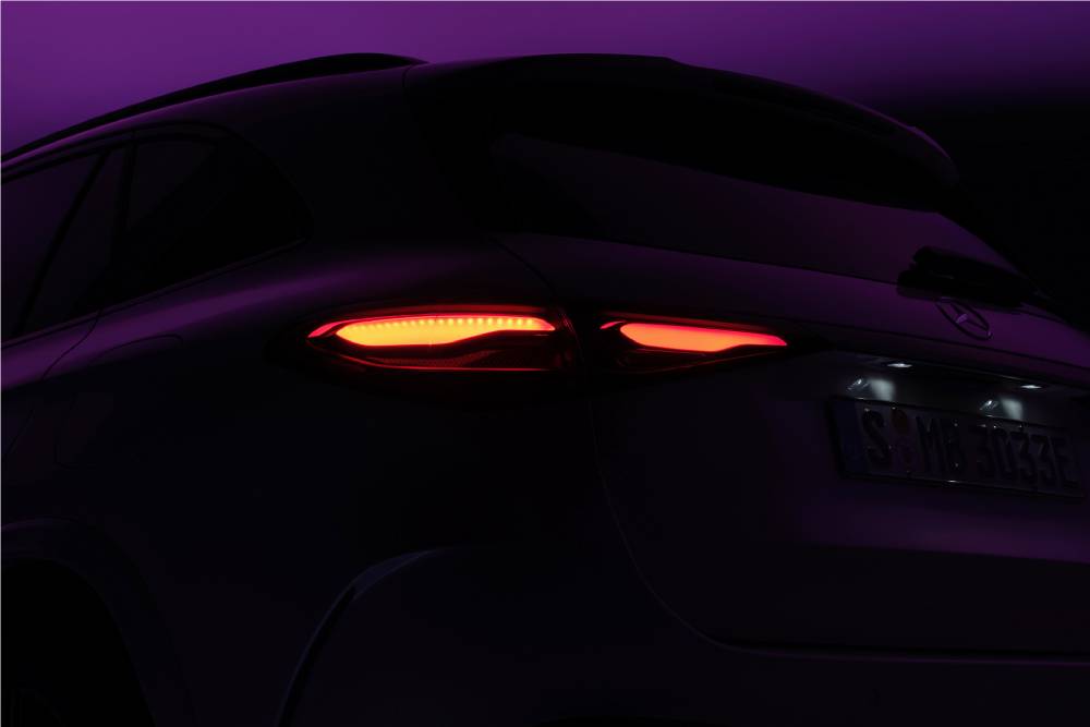 https://autogreeknews.gr/wp-content/uploads/2022/05/mercedes-glc-teaser.jpg