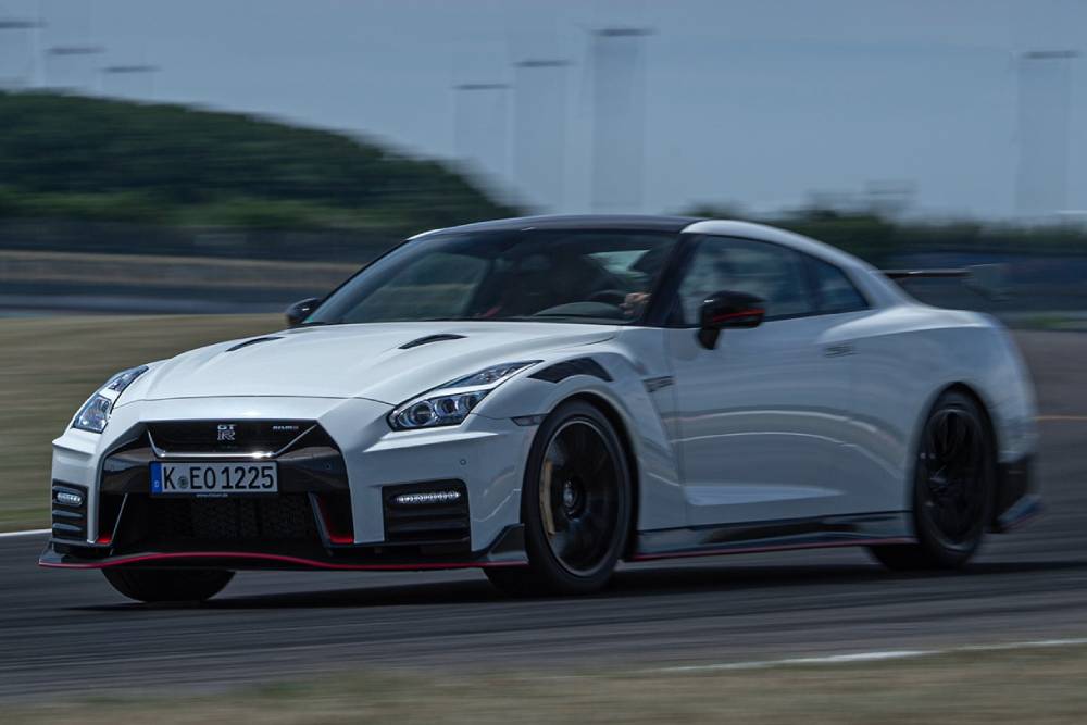 https://autogreeknews.gr/wp-content/uploads/2022/05/nismo-goes-electric-1.jpg
