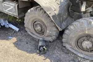 russia-fights-in-ukraine-with-war-vehicles-equippe