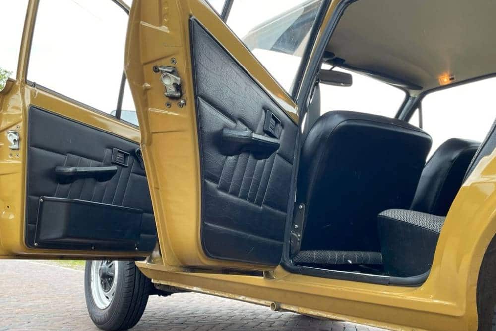 https://autogreeknews.gr/wp-content/uploads/2022/06/1985-skoda-105-s-for-sale-6.jpg
