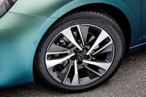 2022-Peugeot-408-Sedan-China-12