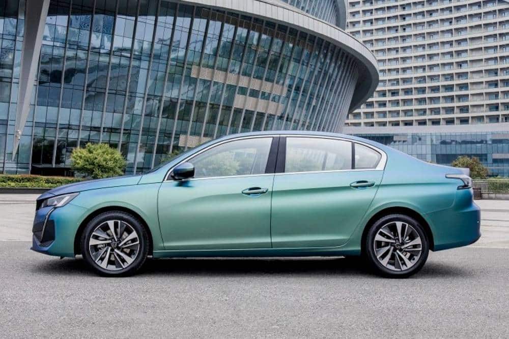 https://autogreeknews.gr/wp-content/uploads/2022/06/2022-Peugeot-408-Sedan-China-9.jpg