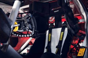 2023-bmw-m4-gt4 (12)