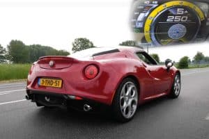 Alfa-Romeo-4C-0-250-1