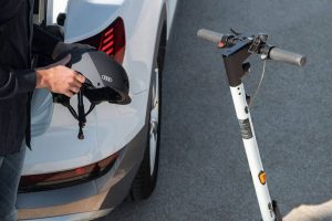 Audi-electric-kick-scooter_3