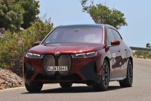 BMW-iX-M60-(4)