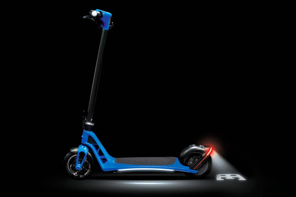 https://autogreeknews.gr/wp-content/uploads/2022/06/Bugatti-electric-scooter_4.jpg