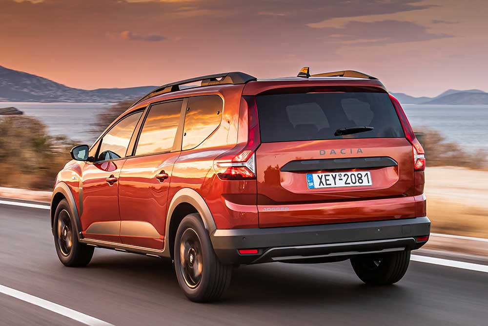 https://autogreeknews.gr/wp-content/uploads/2022/06/Dacia-Jogger-9.jpg